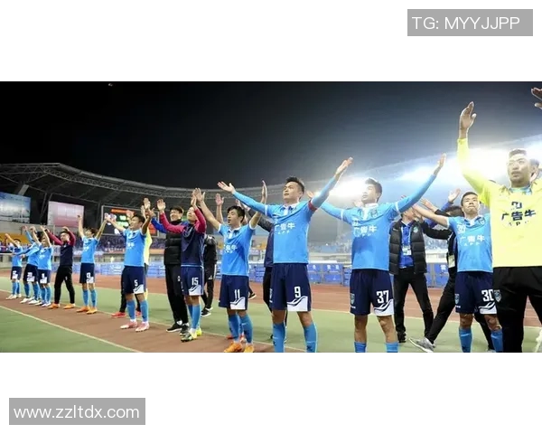 游泳运动员的奋斗与荣耀：从池中突破自我到世界舞台的梦想实现